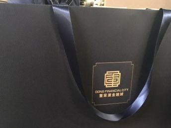 上海閘北印刷廠 匠心打造樣本、畫冊、說明書與產品手冊的專業(yè)典范